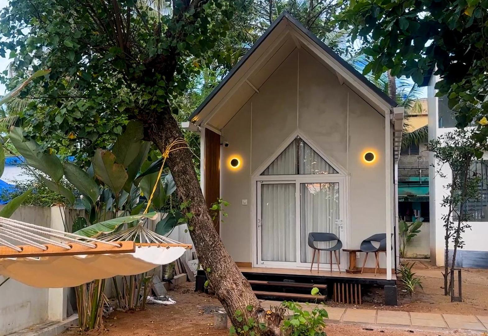 Ocean Whisper- Psst! Hidden Gem Villa Karuvapadna Bagian luar foto